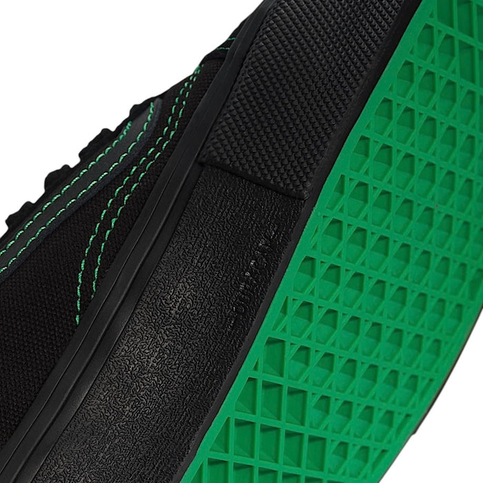 Vans Old Skool Pro Shoes (Black / Green)