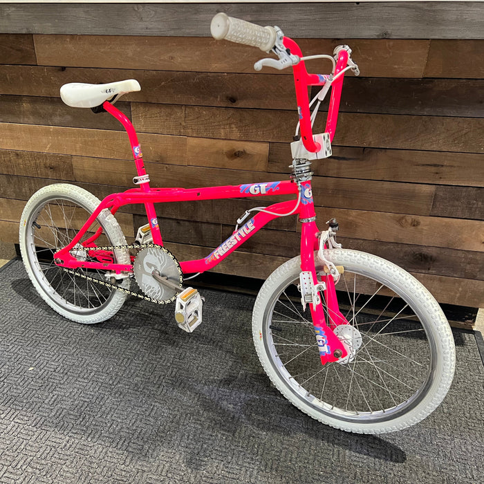 1988 GT Pro Freestyle Tour Bike