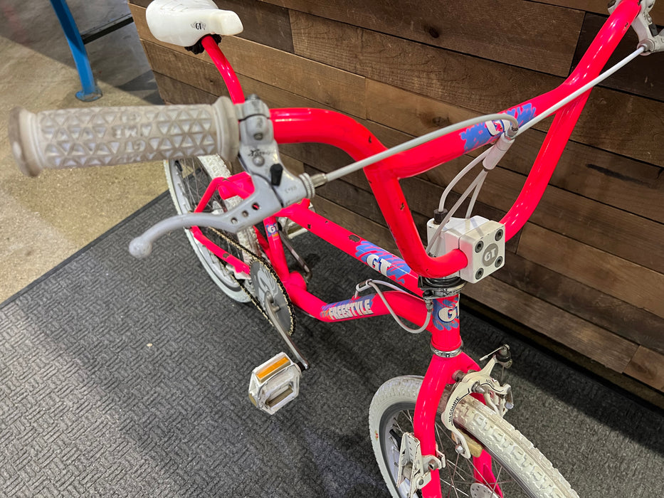 1988 GT Pro Freestyle Tour Bike