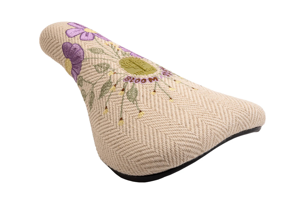 Odyssey x Bloom V2 Slim Pivotal Seat