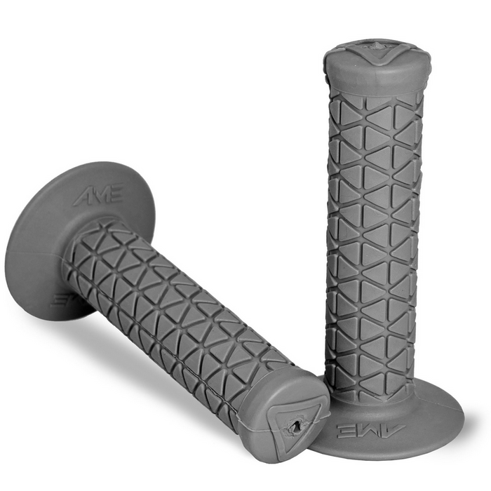 bmx bicycle handlebar grips CHUNZEXI 4 PCS Bike Grips, Rubber Bar Replacement, Non-Slip Handle Grips for Kids Bikes, Scooters, BMX, Mountain & Cruiser Bikes (Black) : Sports & Outdoors Early Rider Wheel handles of the brand Early Rider Premium Team Grip Flange