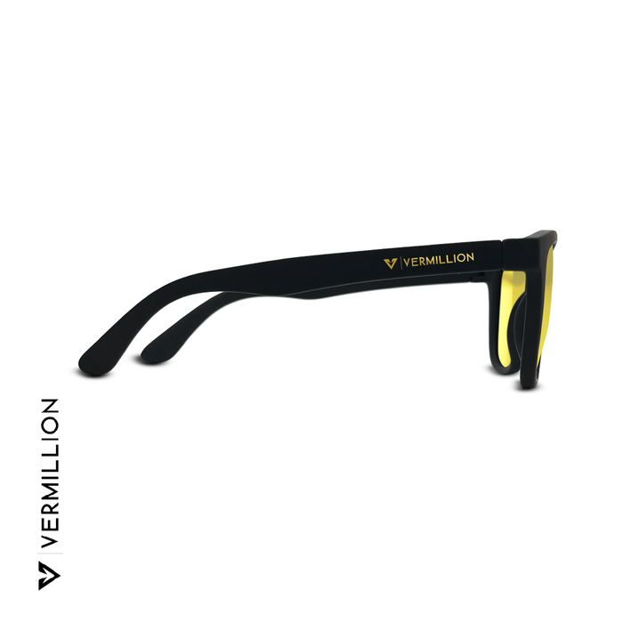 https://cdn.shopify.com/s/files/1/0651/1886/3579/files/endy-BLACK-GOLD-angle-3_8c8e95fc-b243-45cd-85ae-21c102cb37e8.png?v=1757254174