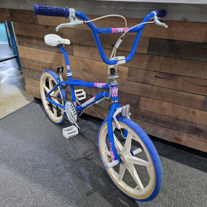 1988 GT Performer Survivor (Blue)