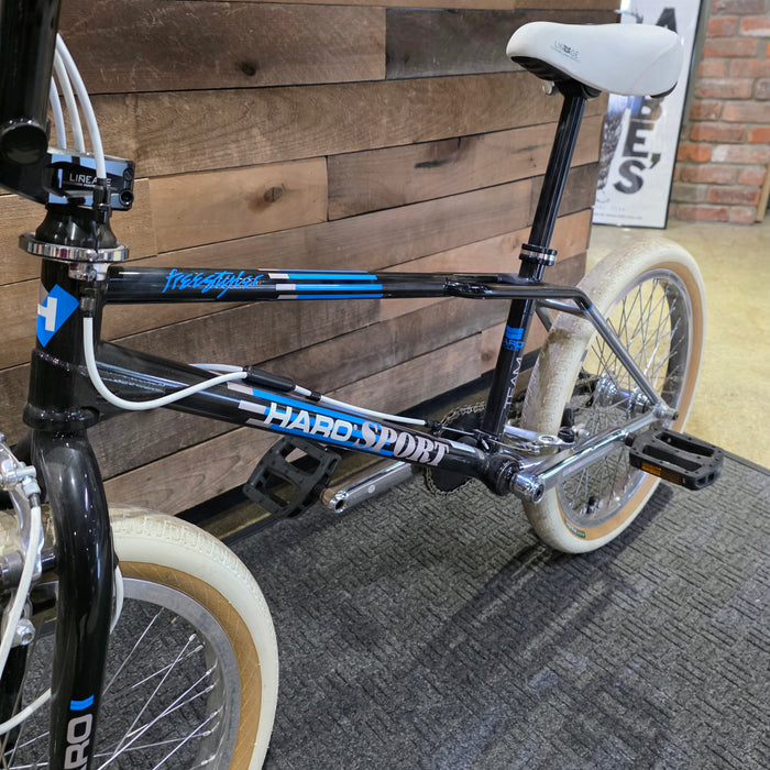 2018 Haro Sport Lineage Bike (Rochester Collection)