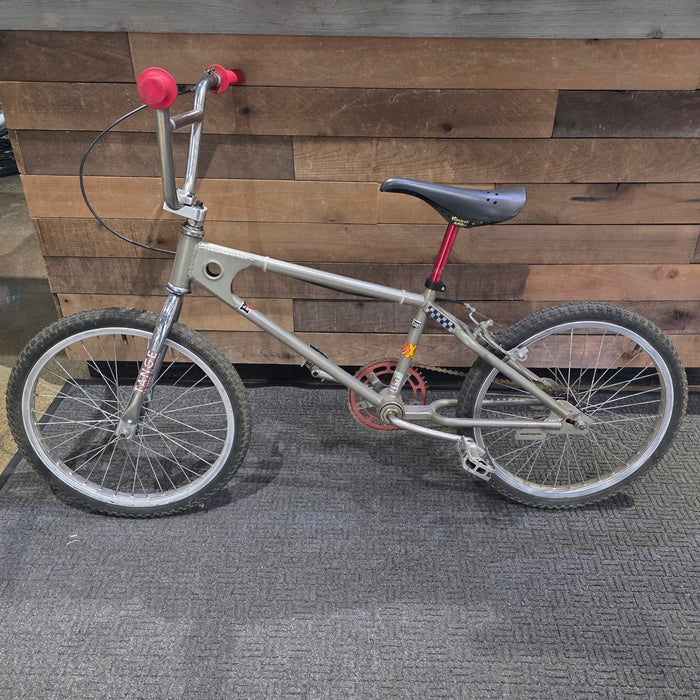1979 Mongoose Motomag