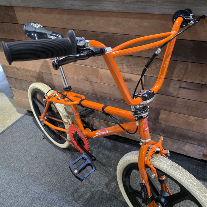 1985 Skyway Street Beat