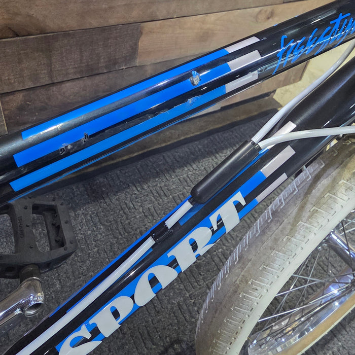 2018 Haro Sport Lineage Bike (Rochester Collection)