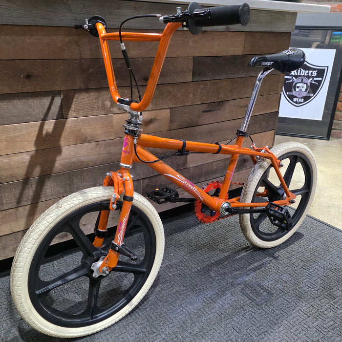 1985 Skyway Street Beat