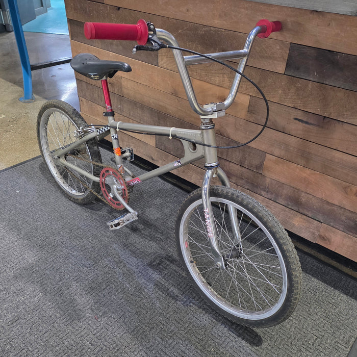 1979 Mongoose Motomag