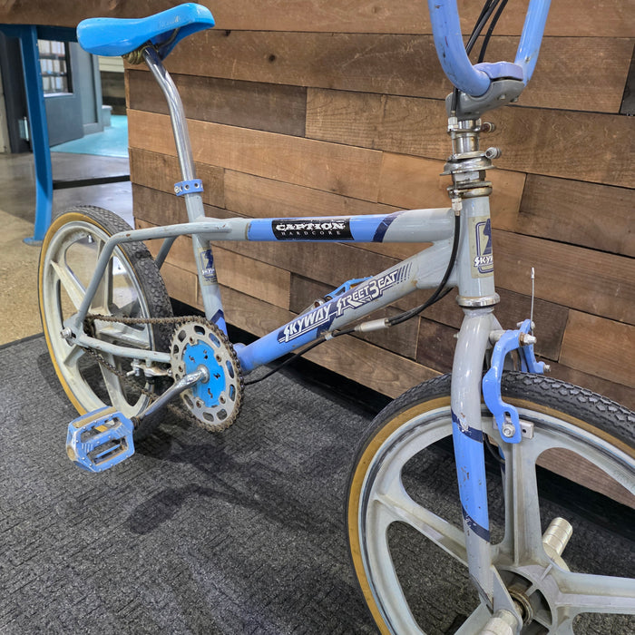 1987 Skyway Streetbeat (Gray / Blue)