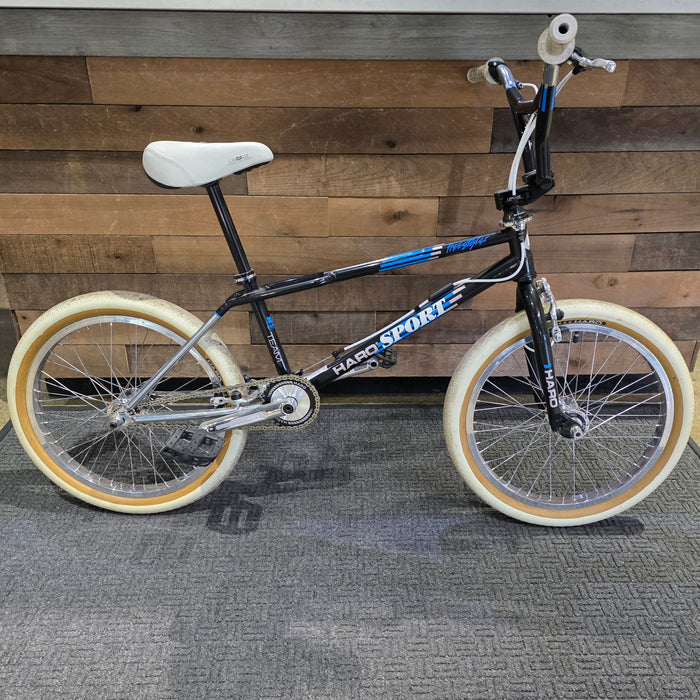 2018 Haro Sport Lineage Bike (Rochester Collection)