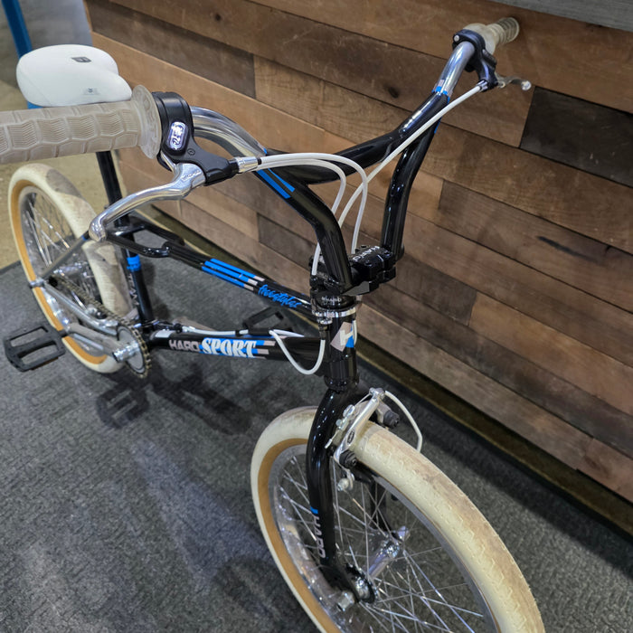 2018 Haro Sport Lineage Bike (Rochester Collection)