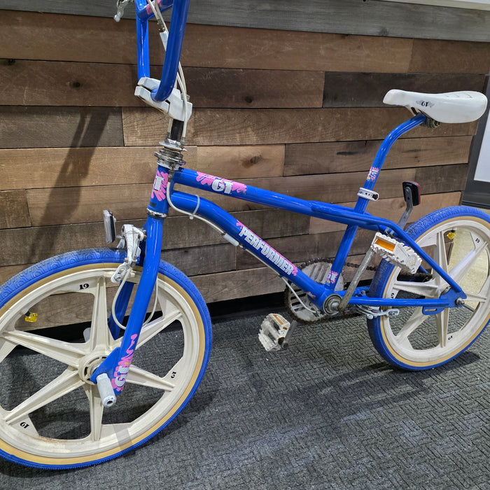 1988 GT Performer Survivor (Blue)