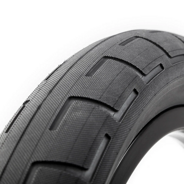 BMX タイヤBSD DONNASTREET TIRE 2本 BSD Donnastreet BMX Tire at Albe's BMX Bike Shop Online