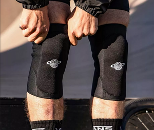 Space Brace Enarson Signature Knee Pads