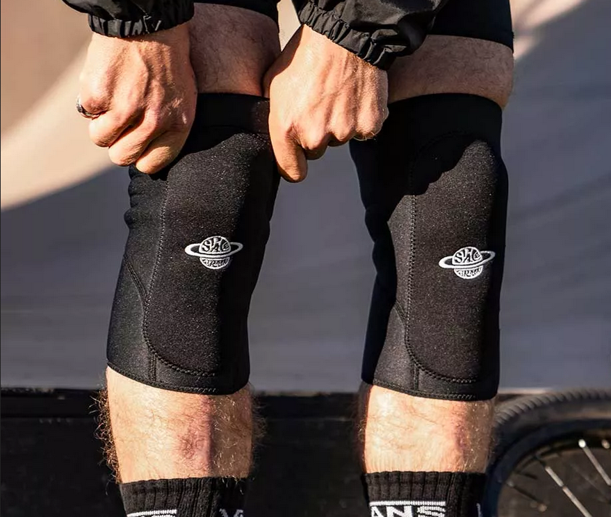 BMX Knee Pads — Albe's BMX